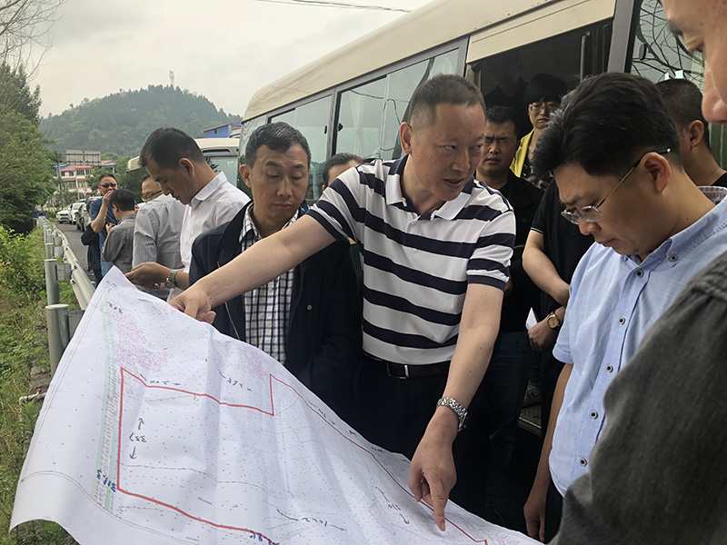 市、縣領導現場調研天馬50萬噸玻瓶項目(圖4)