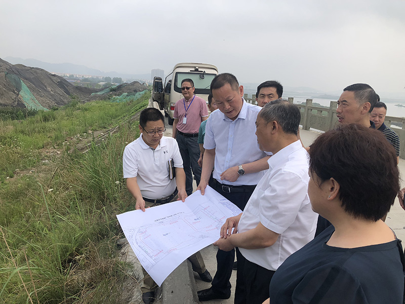 市、縣領導現場調研天馬50萬噸玻瓶項目(圖5)